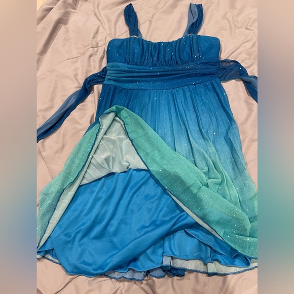 Speechless Dress, flare, pleaded, stretchy fabric, prom dress, NWOT, size M - Picture 8 of 9